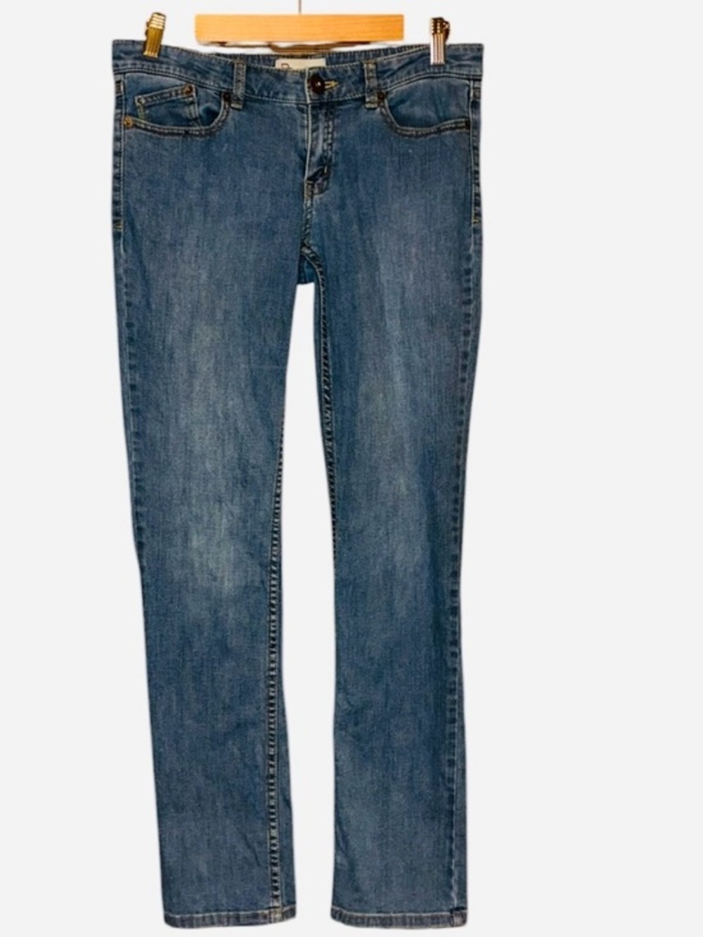 BCBGeneration Straight Leg Stretch Blue Jeans PAQ2C543